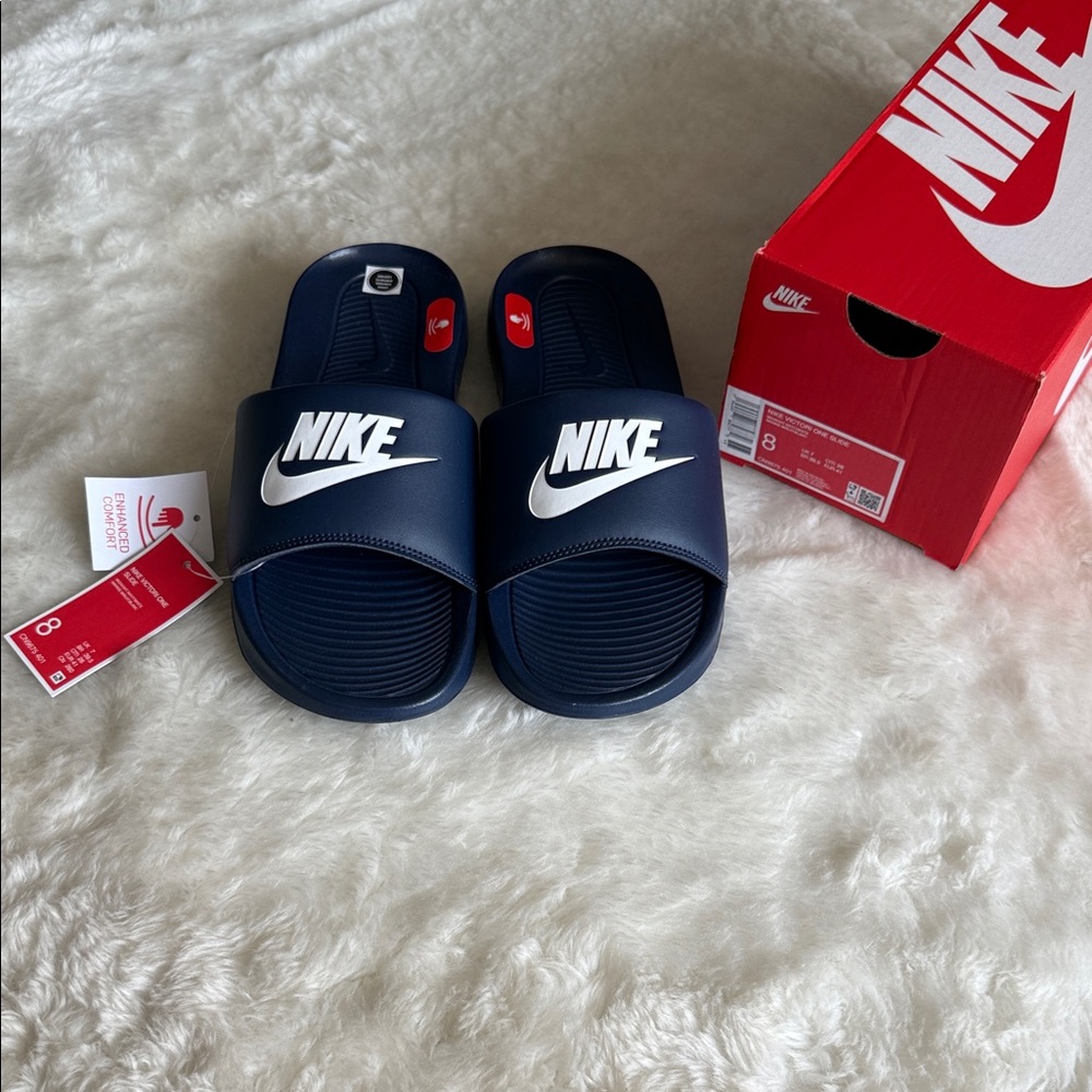 Nike Victori One Slide size 8 men’s